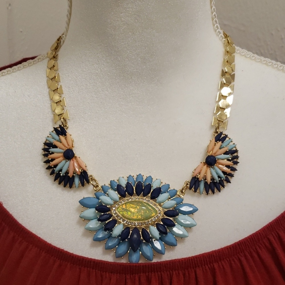 Mika Necklace